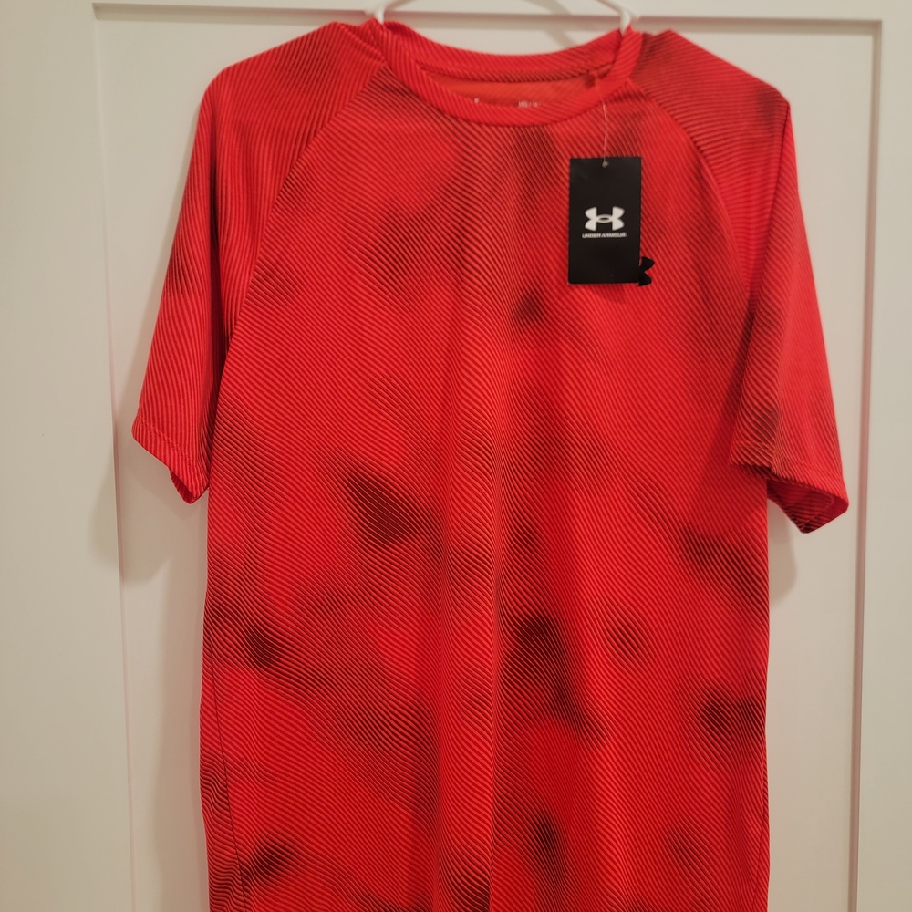 Under Armour Men's Dynamic Red Tee